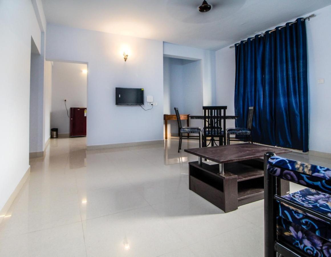 Monteiro Towers Hotel Candolim Kültér fotó